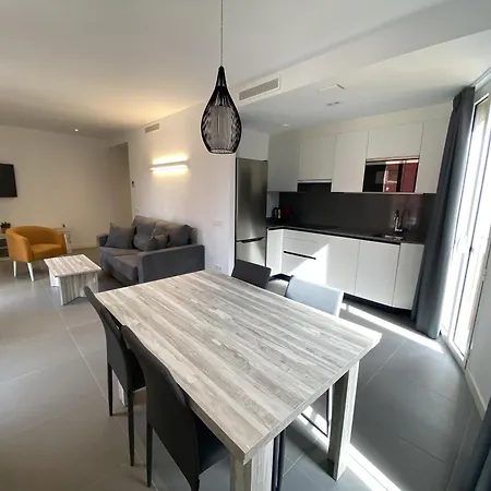 Calo 2b Apartment *